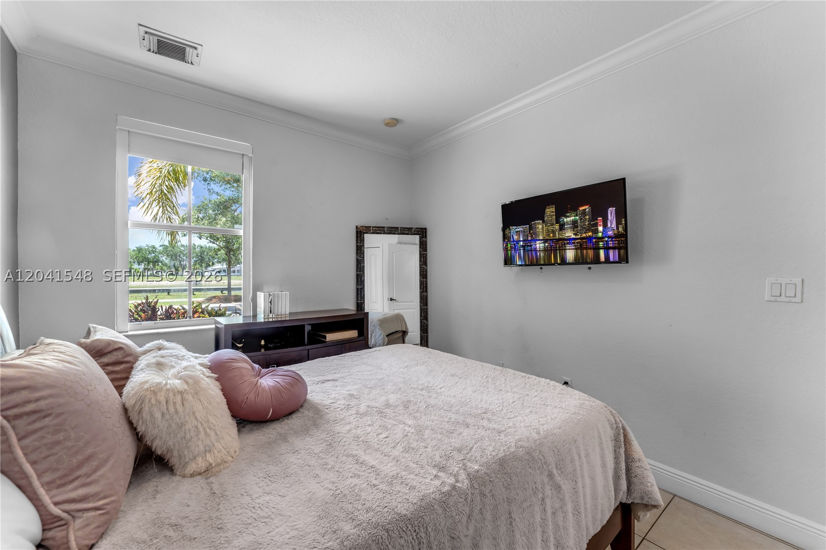CENTURY ESTATES - Residential