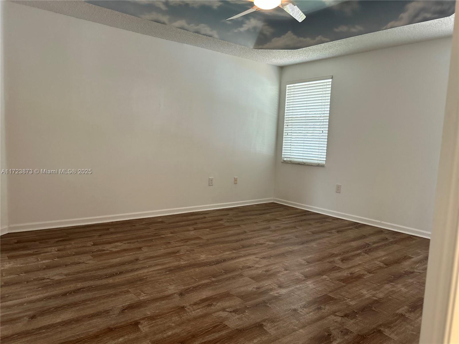 CRYSTAL POINTE - Residential Lease