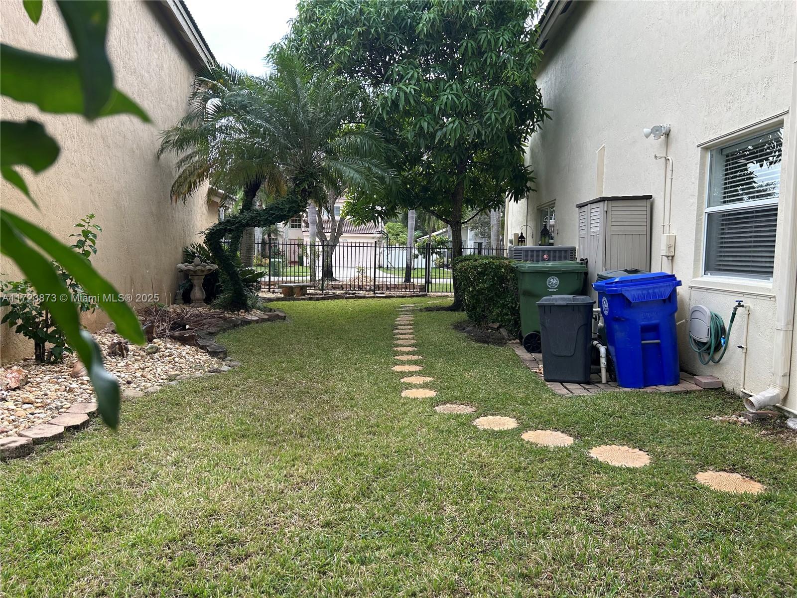 CRYSTAL POINTE - Residential Lease