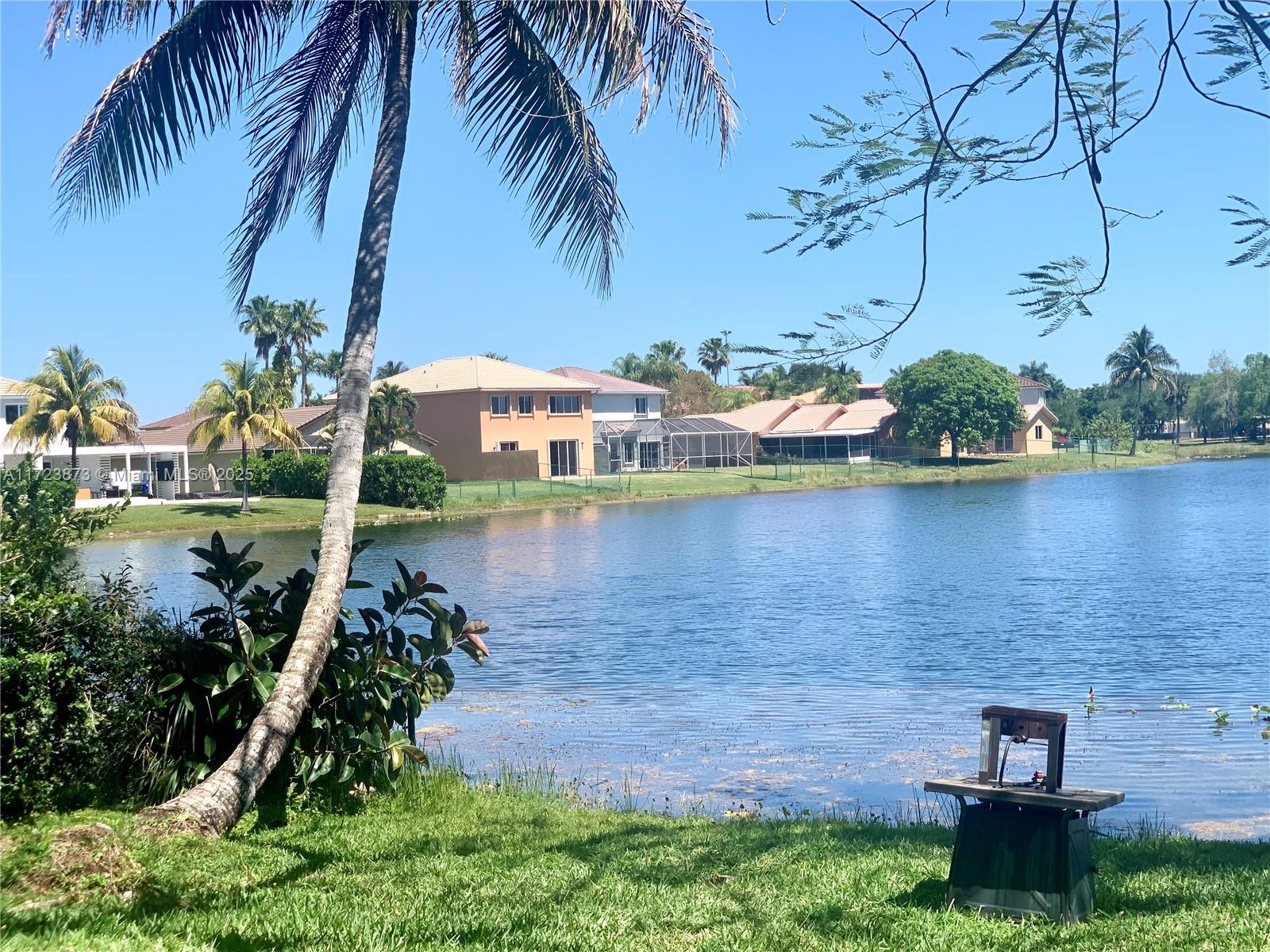 CRYSTAL POINTE - Residential Lease