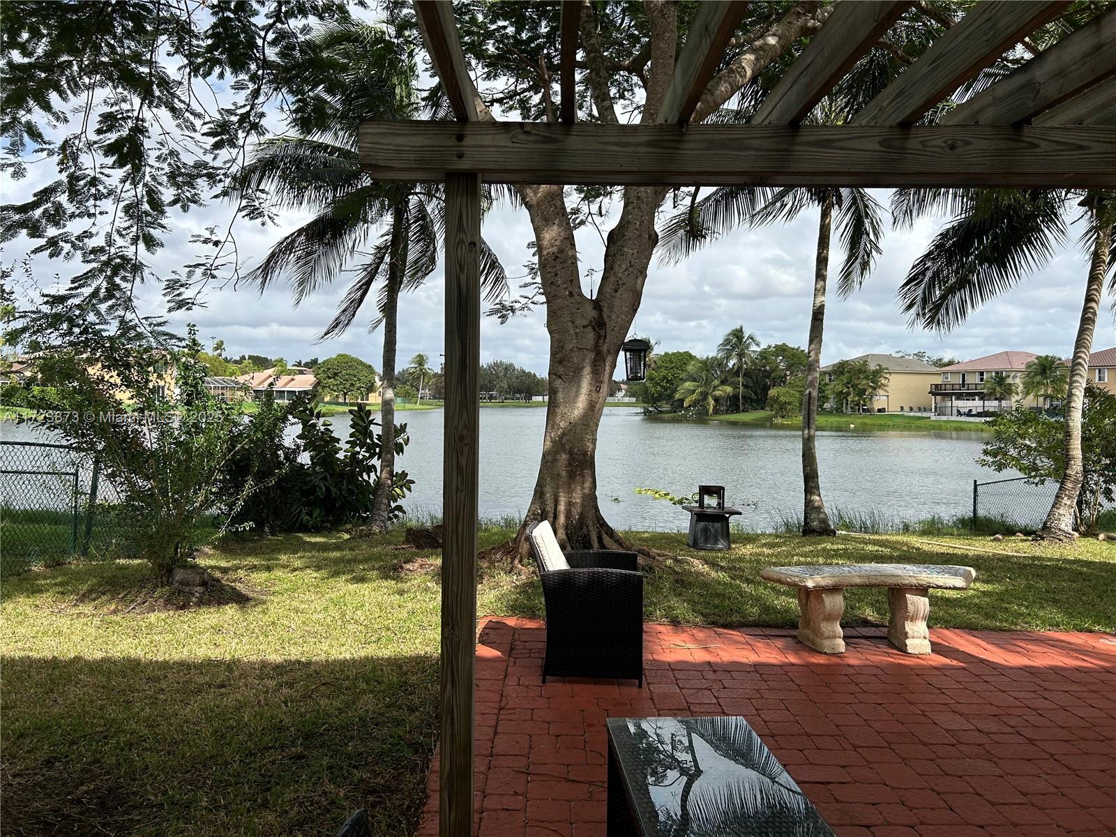 CRYSTAL POINTE - Residential Lease