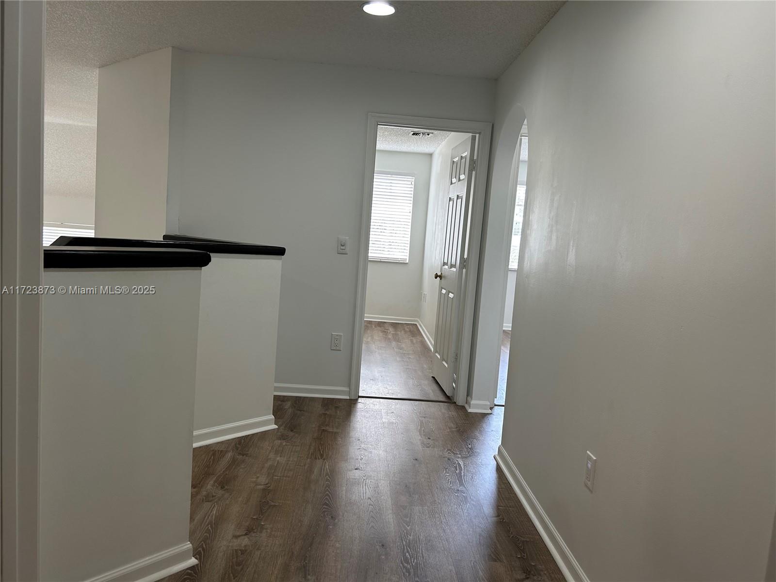 CRYSTAL POINTE - Residential Lease
