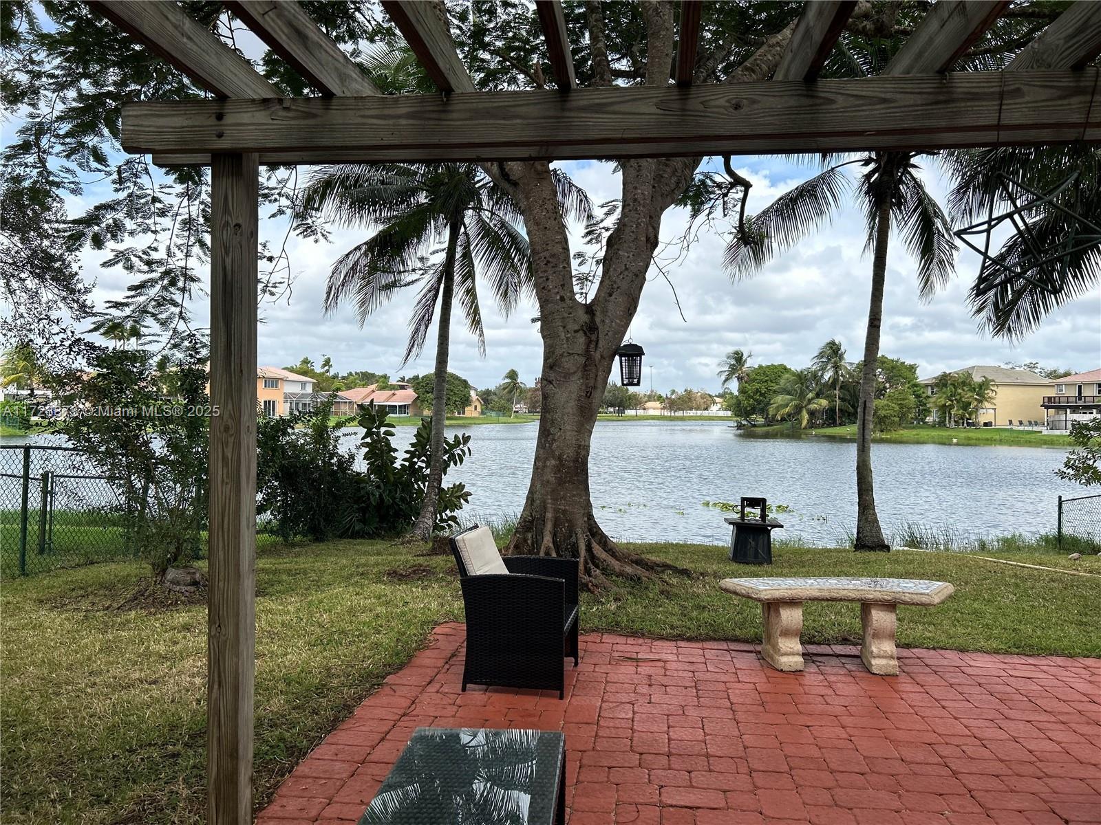 CRYSTAL POINTE - Residential Lease