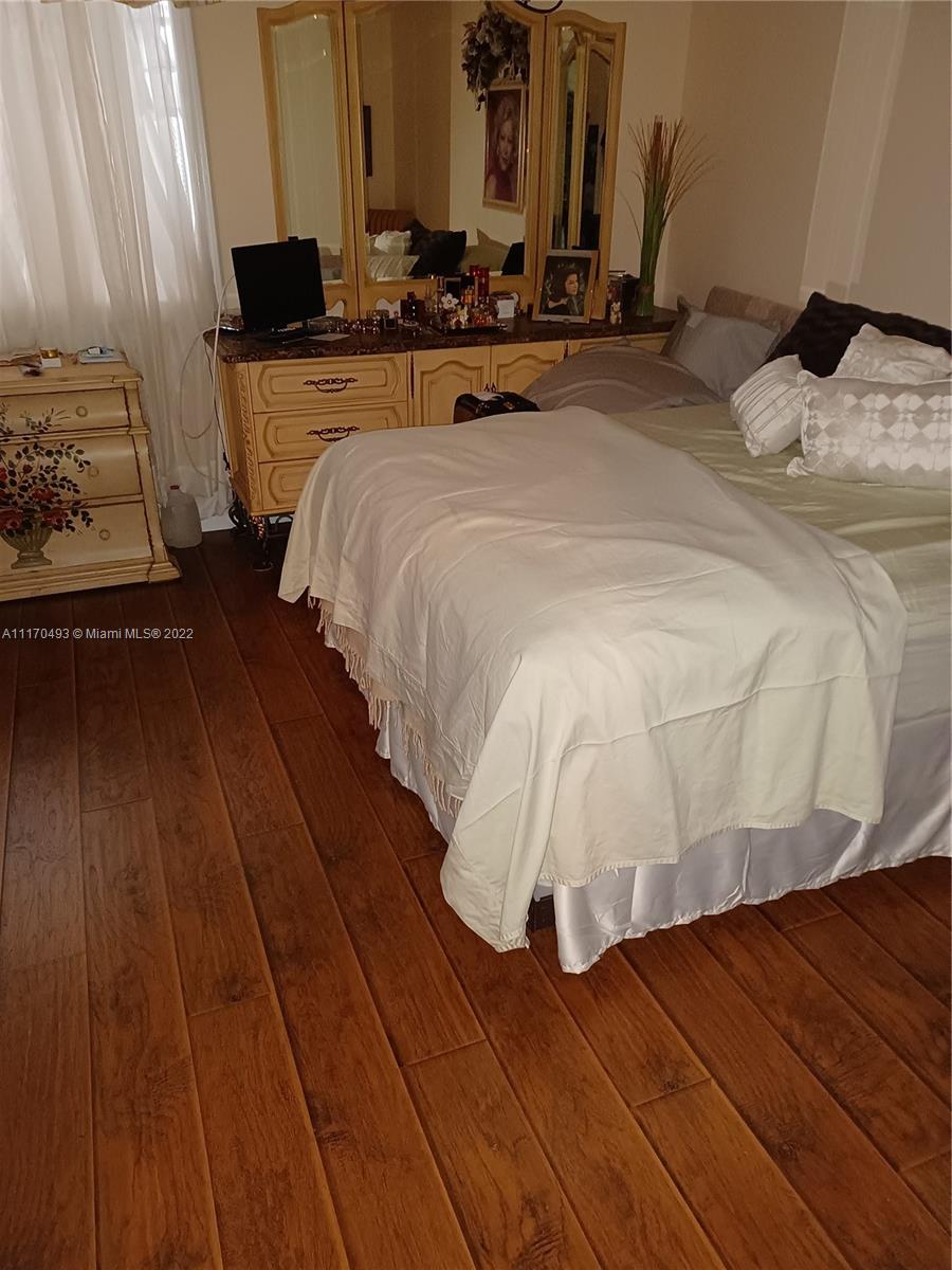MYSTIC PLACE CONDO - Residential