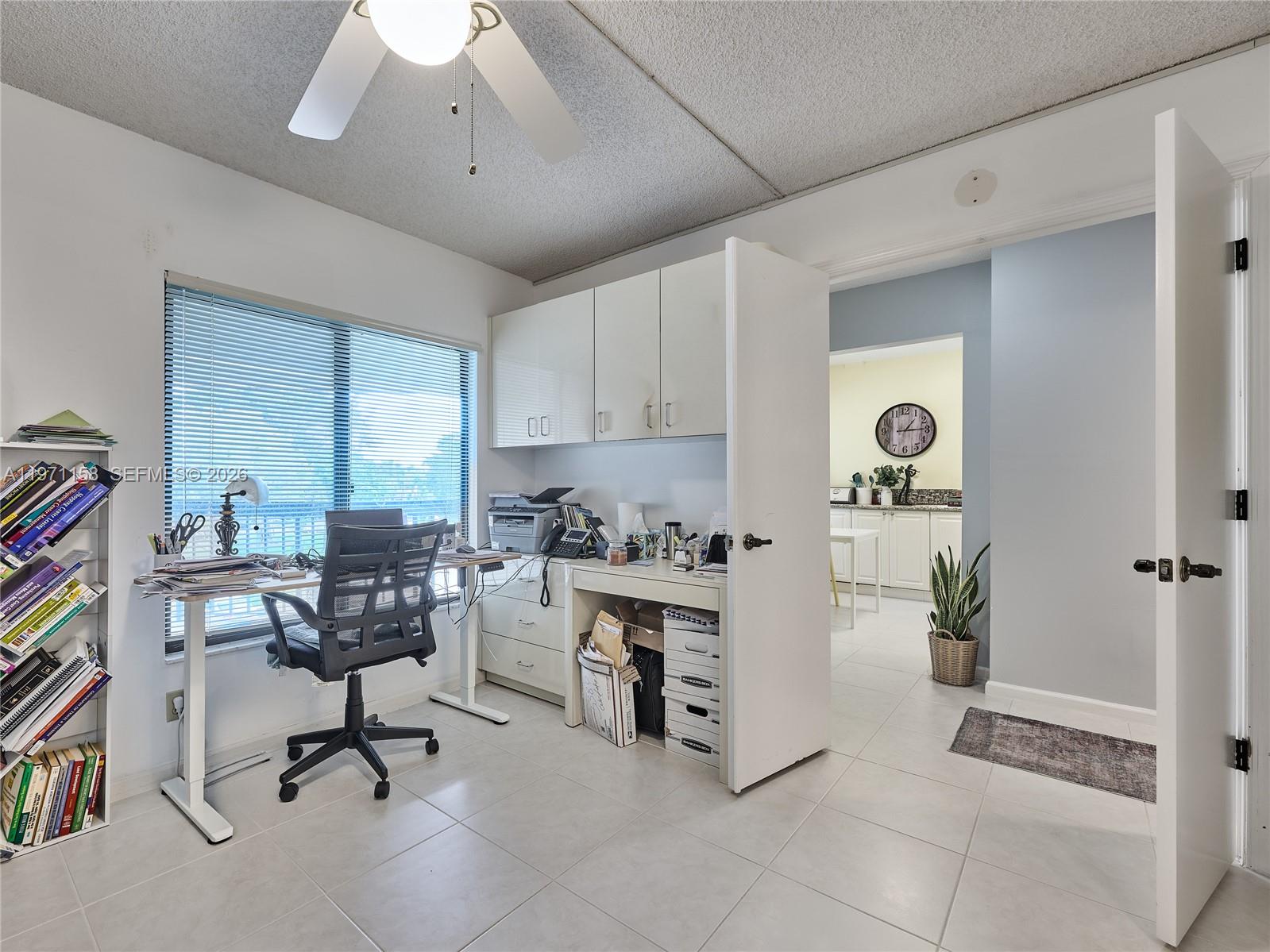 LAKESIDE CONDO 3 OF BANYA - Residential