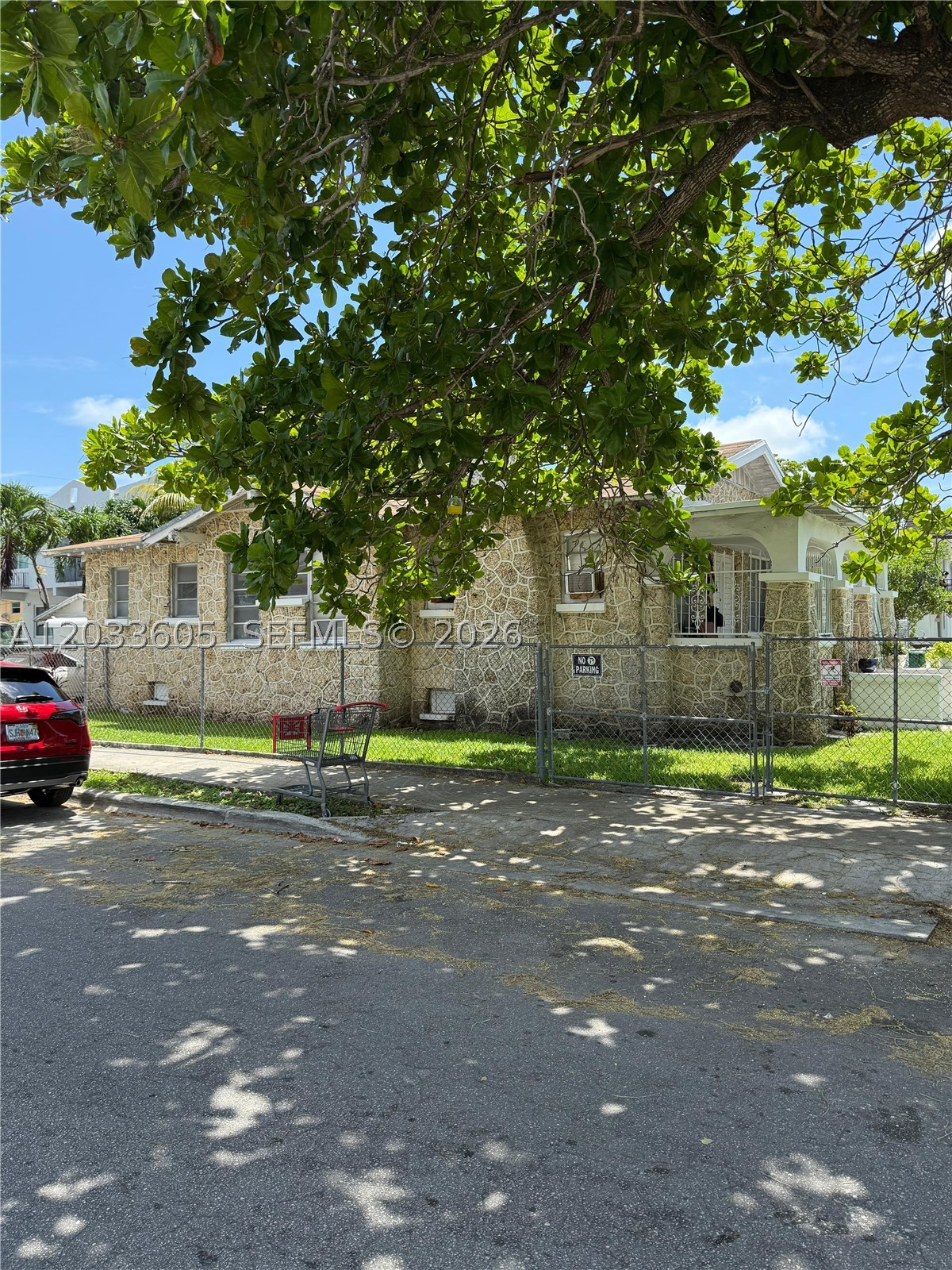 LAWRENCE ESTATE LAND CO - Residential