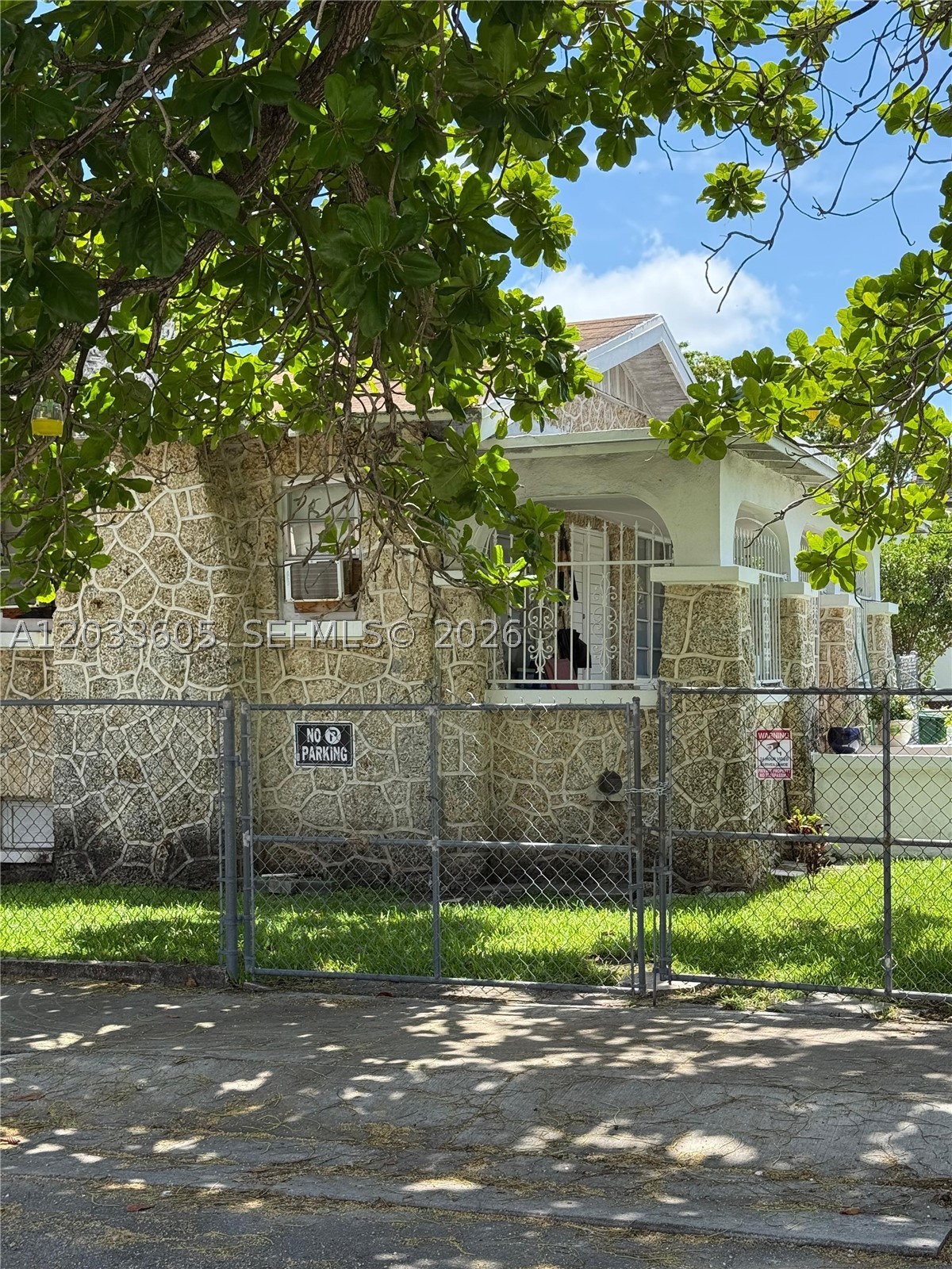 LAWRENCE ESTATE LAND CO - Residential