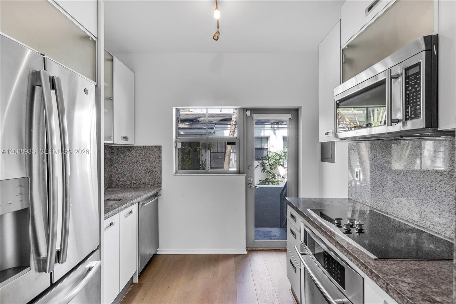 MICHIGAN PLACE CONDO - Residential