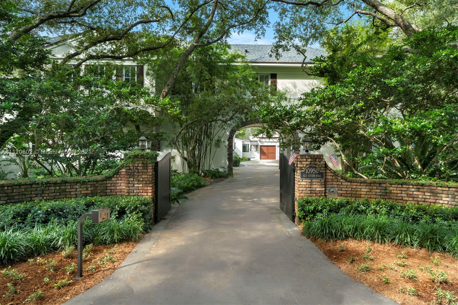 SNAPPER CREEK LAKES SUB - Residential
