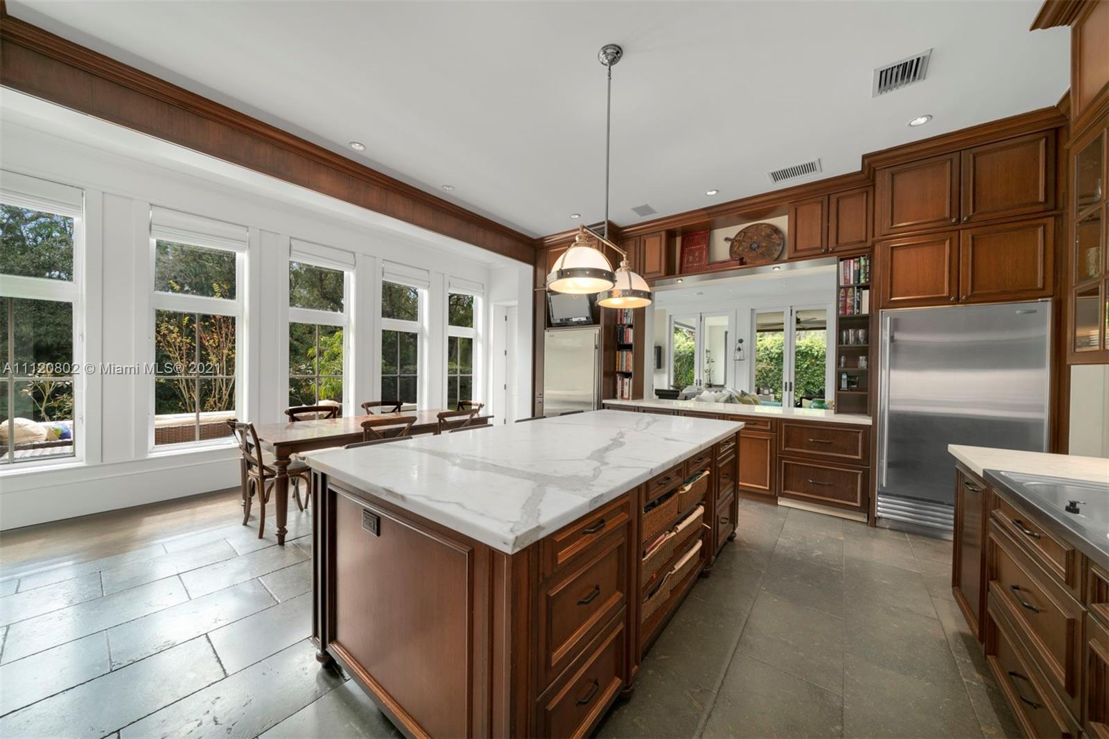 SNAPPER CREEK LAKES SUB - Residential