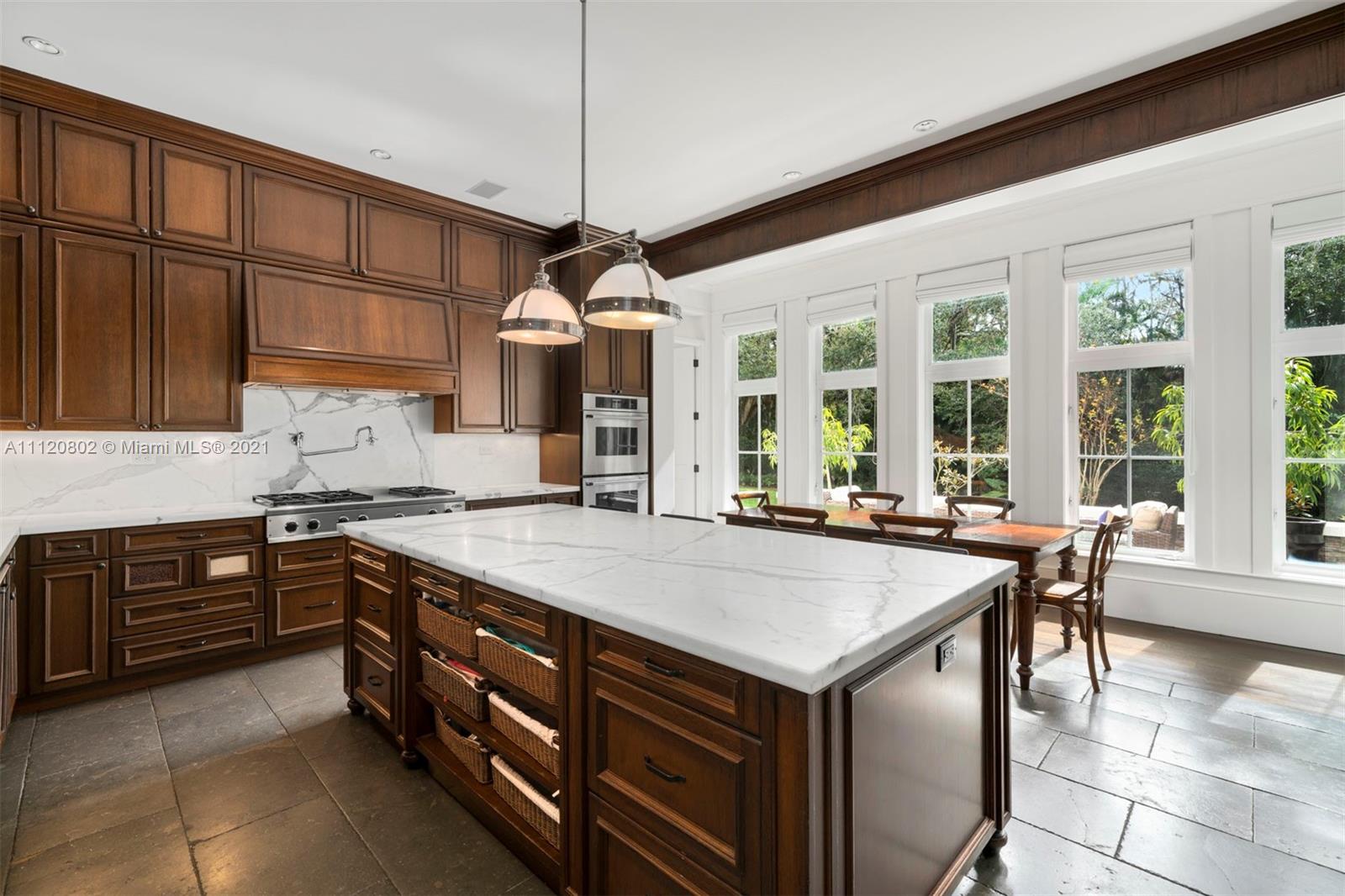 SNAPPER CREEK LAKES SUB - Residential