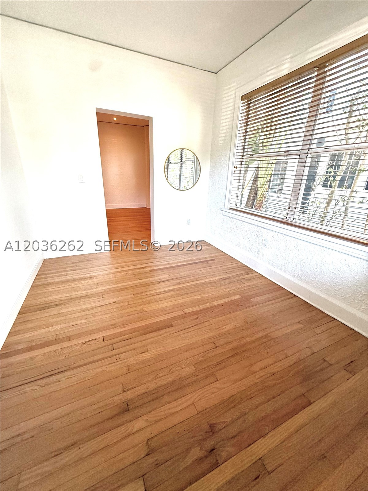 THE ESPLANADE BEACH CONDO - Residential