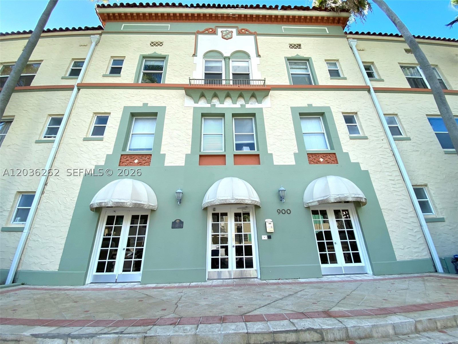 THE ESPLANADE BEACH CONDO - Residential