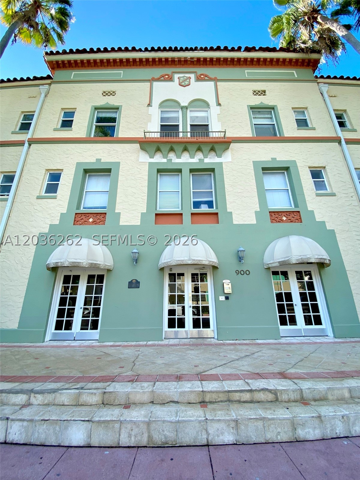 THE ESPLANADE BEACH CONDO - Residential