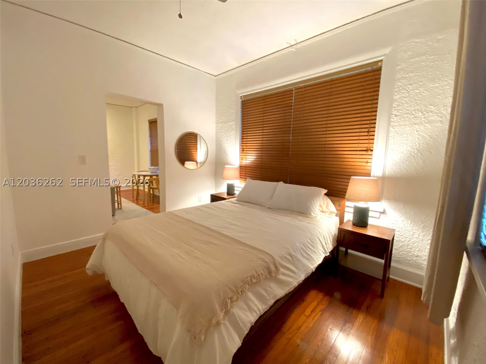 THE ESPLANADE BEACH CONDO - Residential