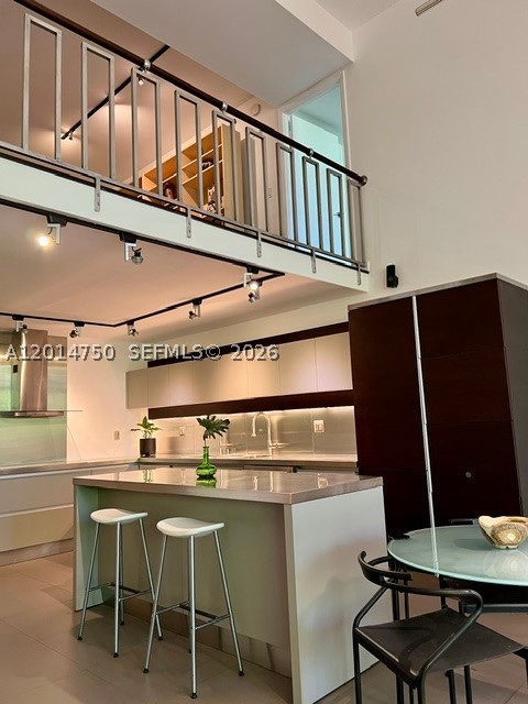 CORONADO CONDO- TOWER II - Residential