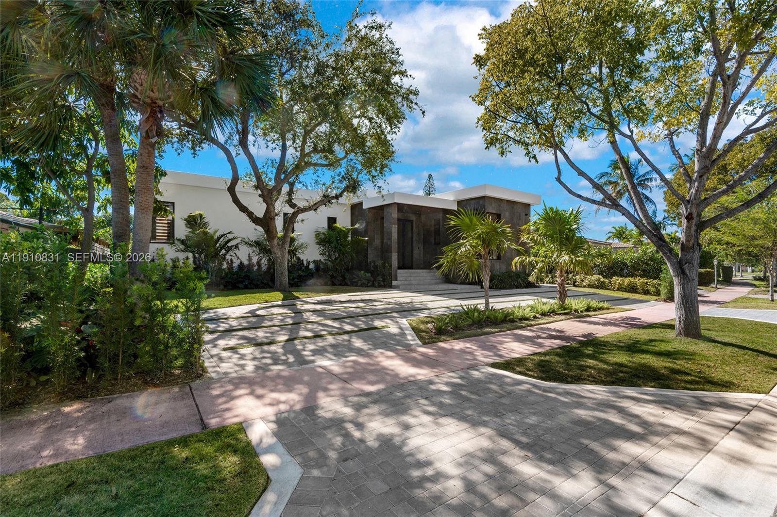 NORMANDY GOLF COURSE - Residential