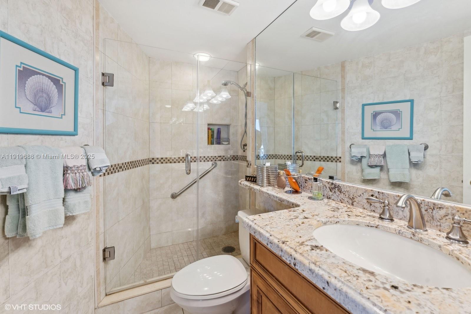 1000 ISL BLVD WILLIAMS IS - Residential