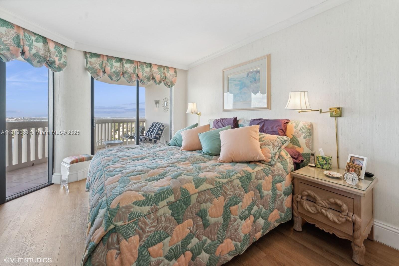 1000 ISL BLVD WILLIAMS IS - Residential