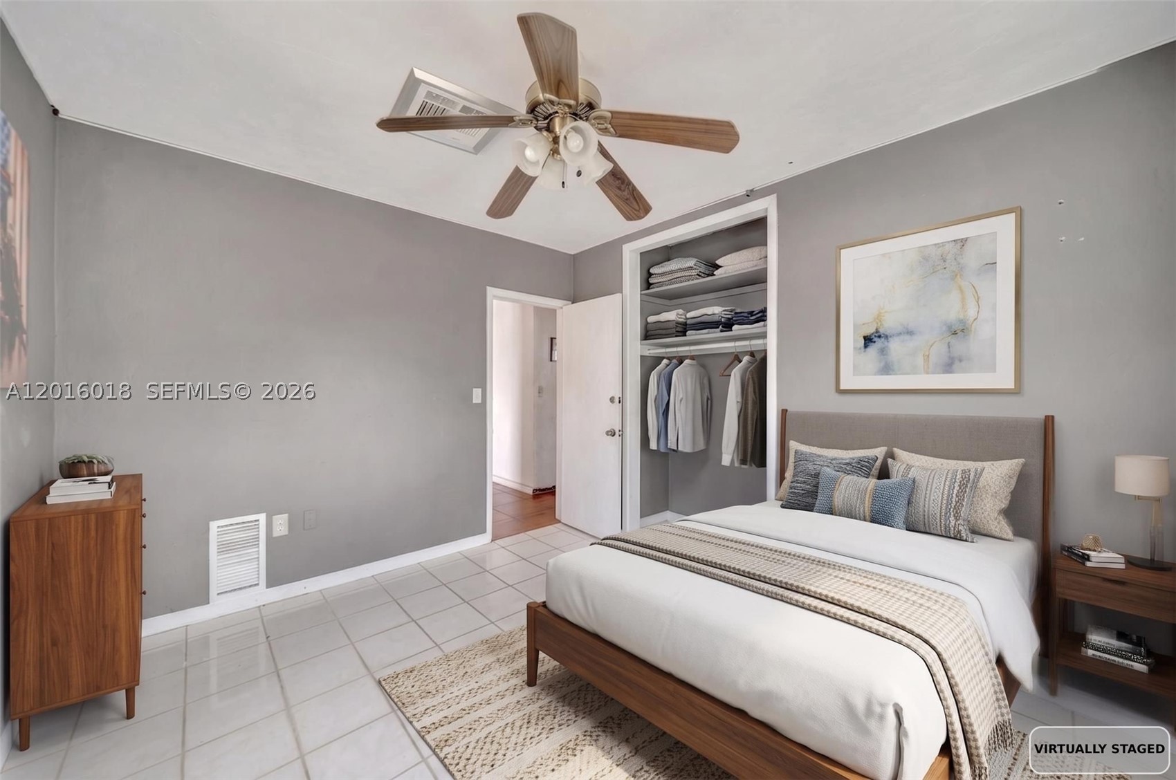 GOLDEN HIGHLANDS EST - Residential