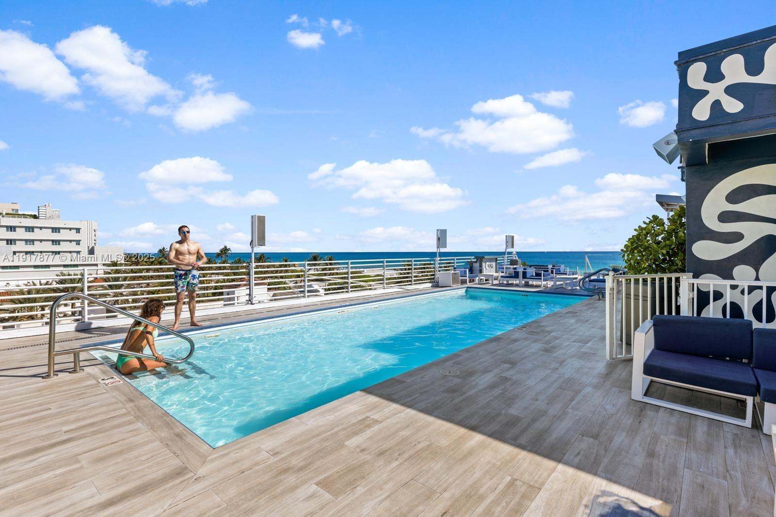 Rare top-floor unit offering unbeatable value per square foot and a relaxing partial ocean view from your private balcony. Perfect for investors: daily rentals allowed and no hotel program needed. Manage it yourself or bring in a professional—total flexibility. An ideal starter investment property in the heart of South Beach.