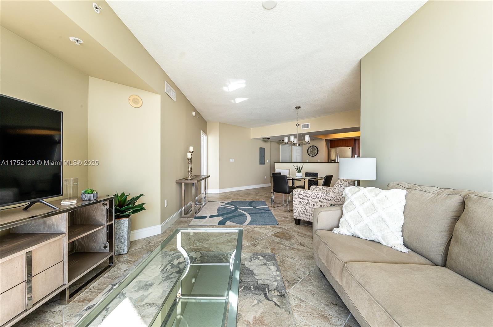 LA PERLA CONDO - Residential