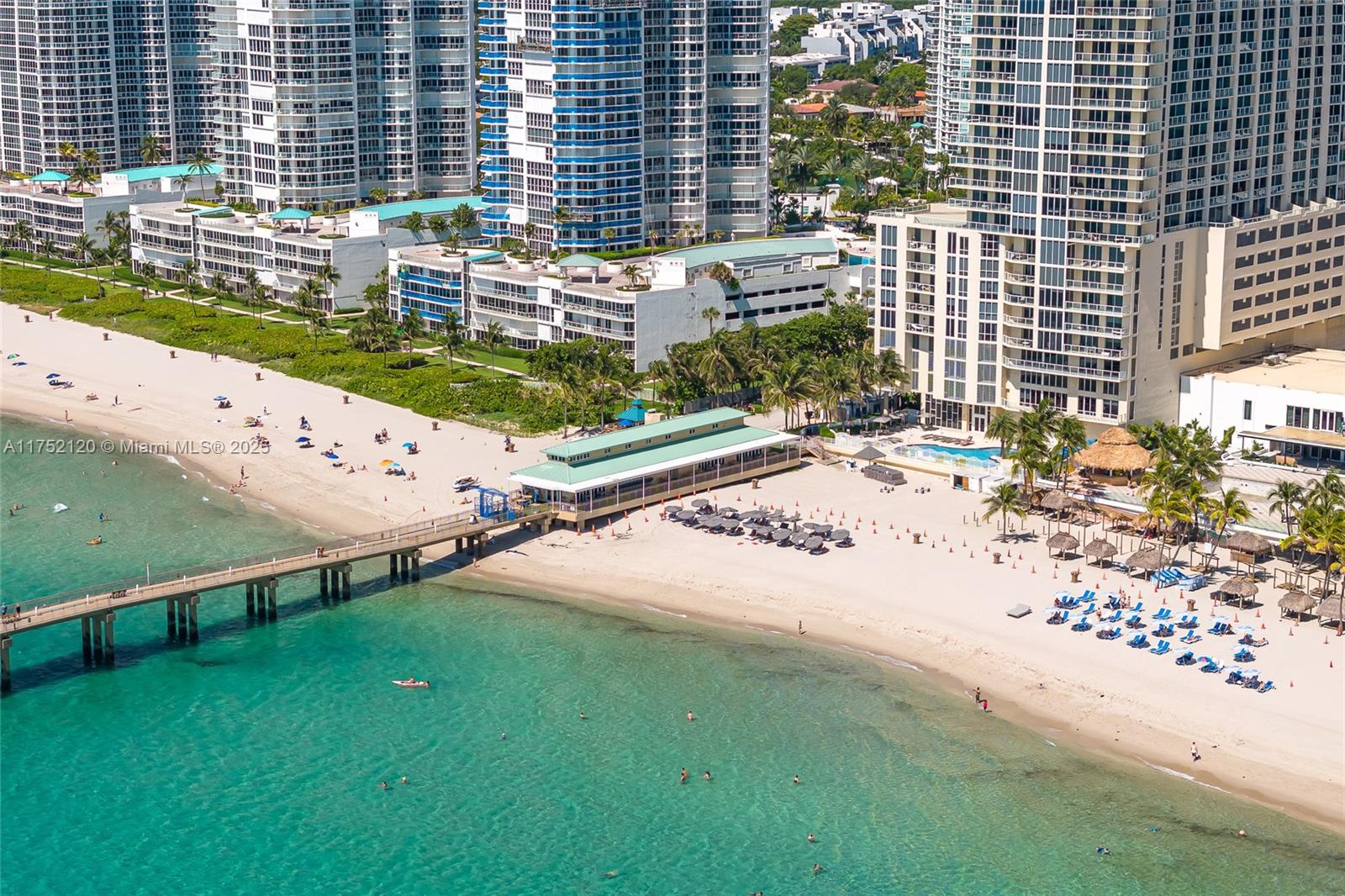 LA PERLA CONDO - Residential