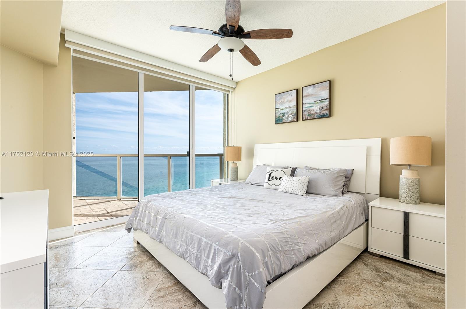 LA PERLA CONDO - Residential