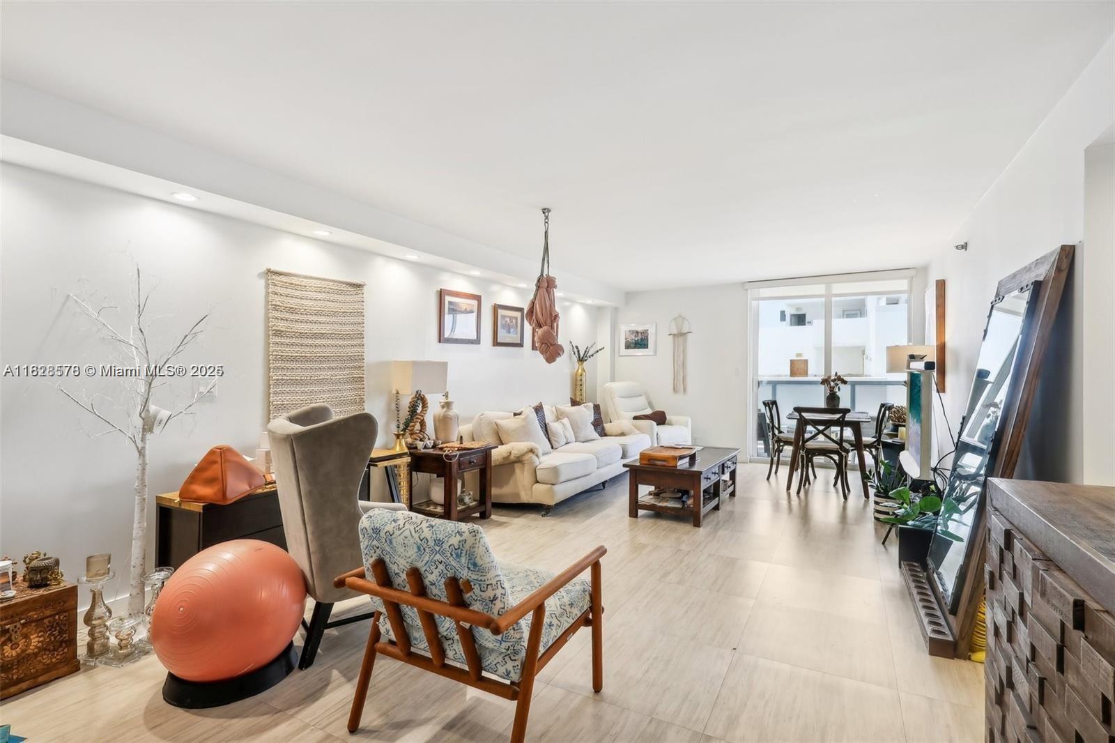 THE RIVIERA CONDO - Residential