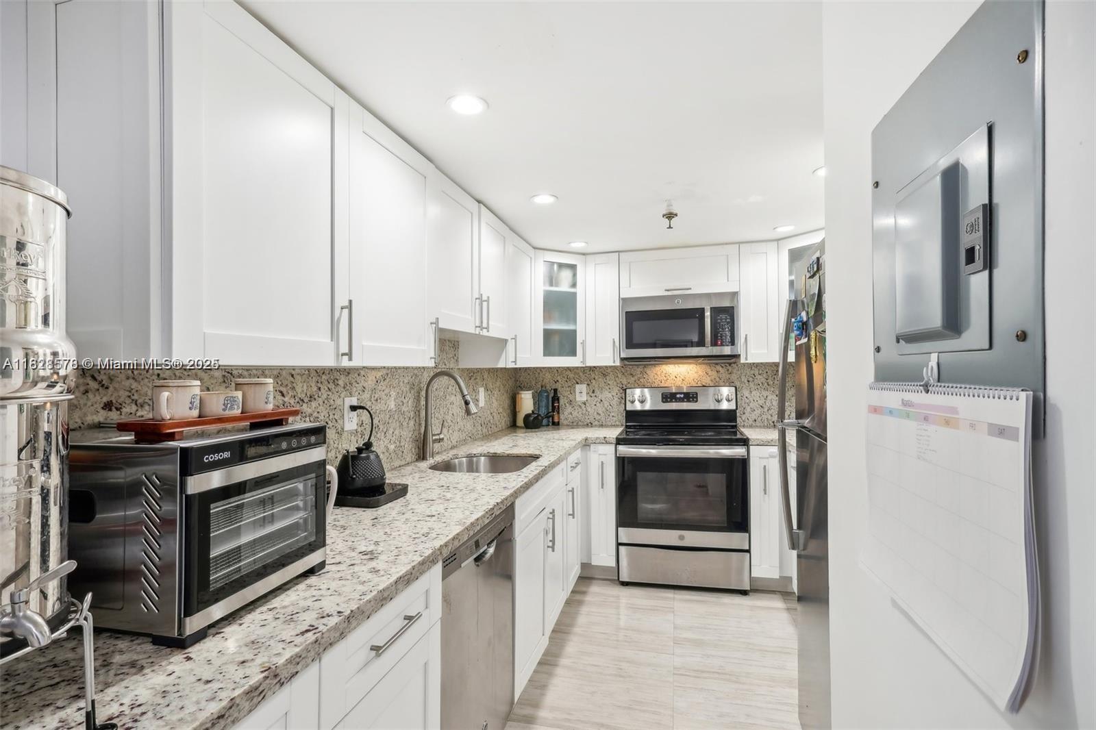 THE RIVIERA CONDO - Residential