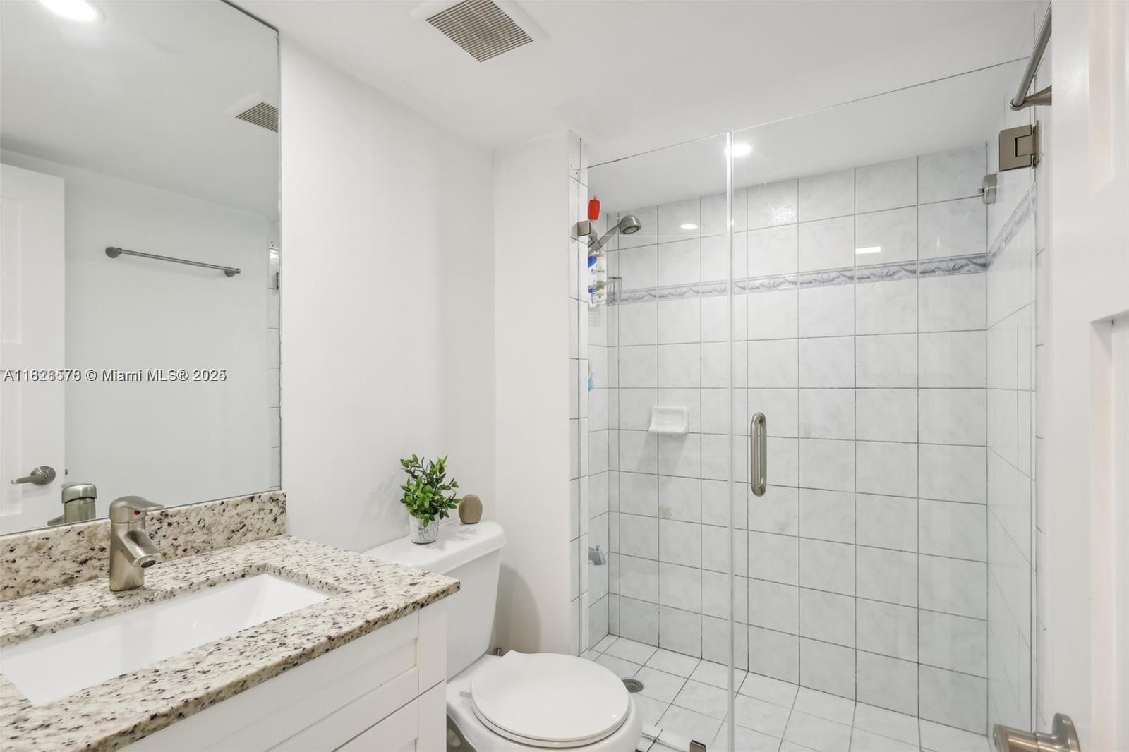 THE RIVIERA CONDO - Residential