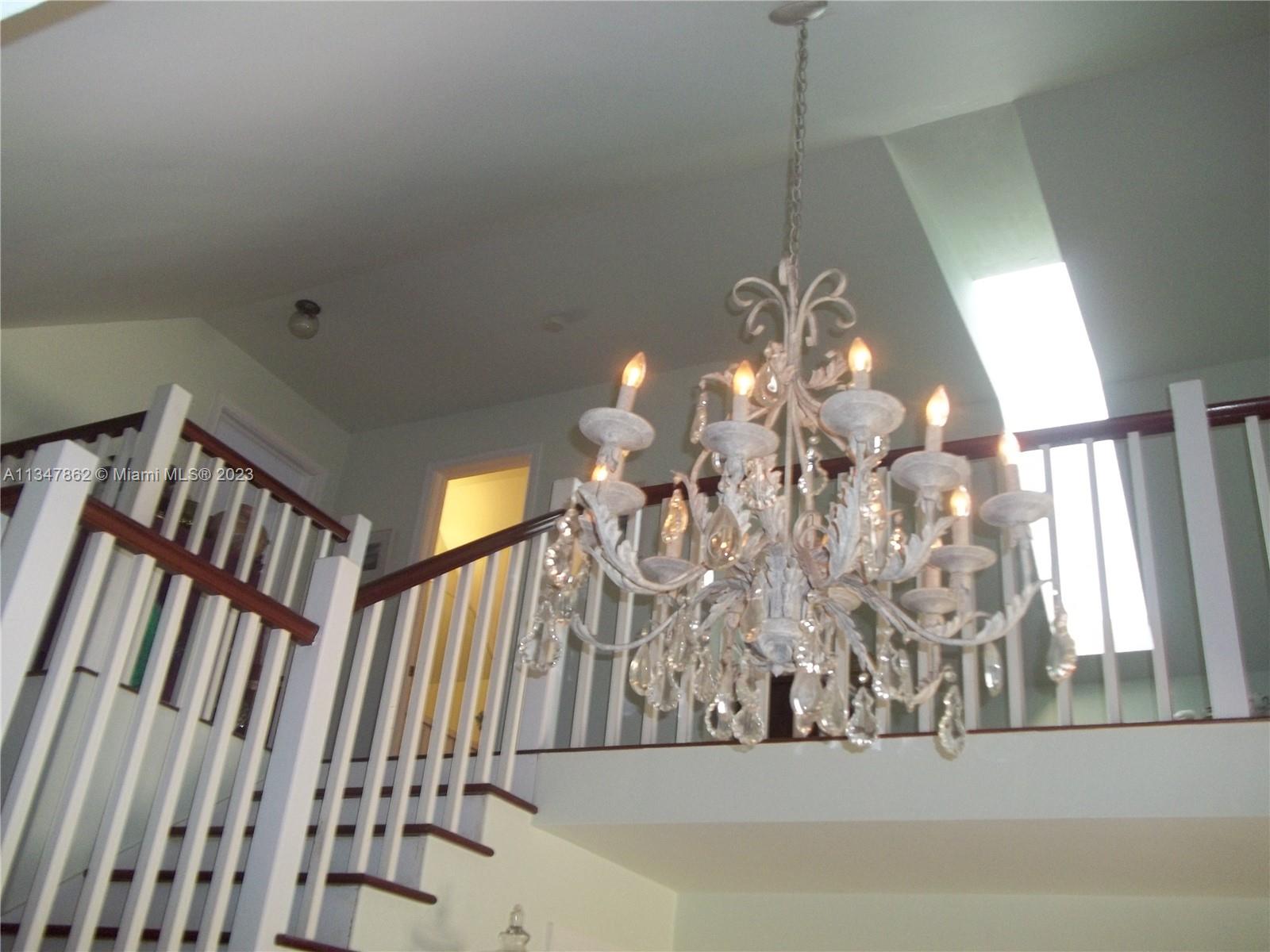 TEQUESTA COUNTRY CLUB - Residential