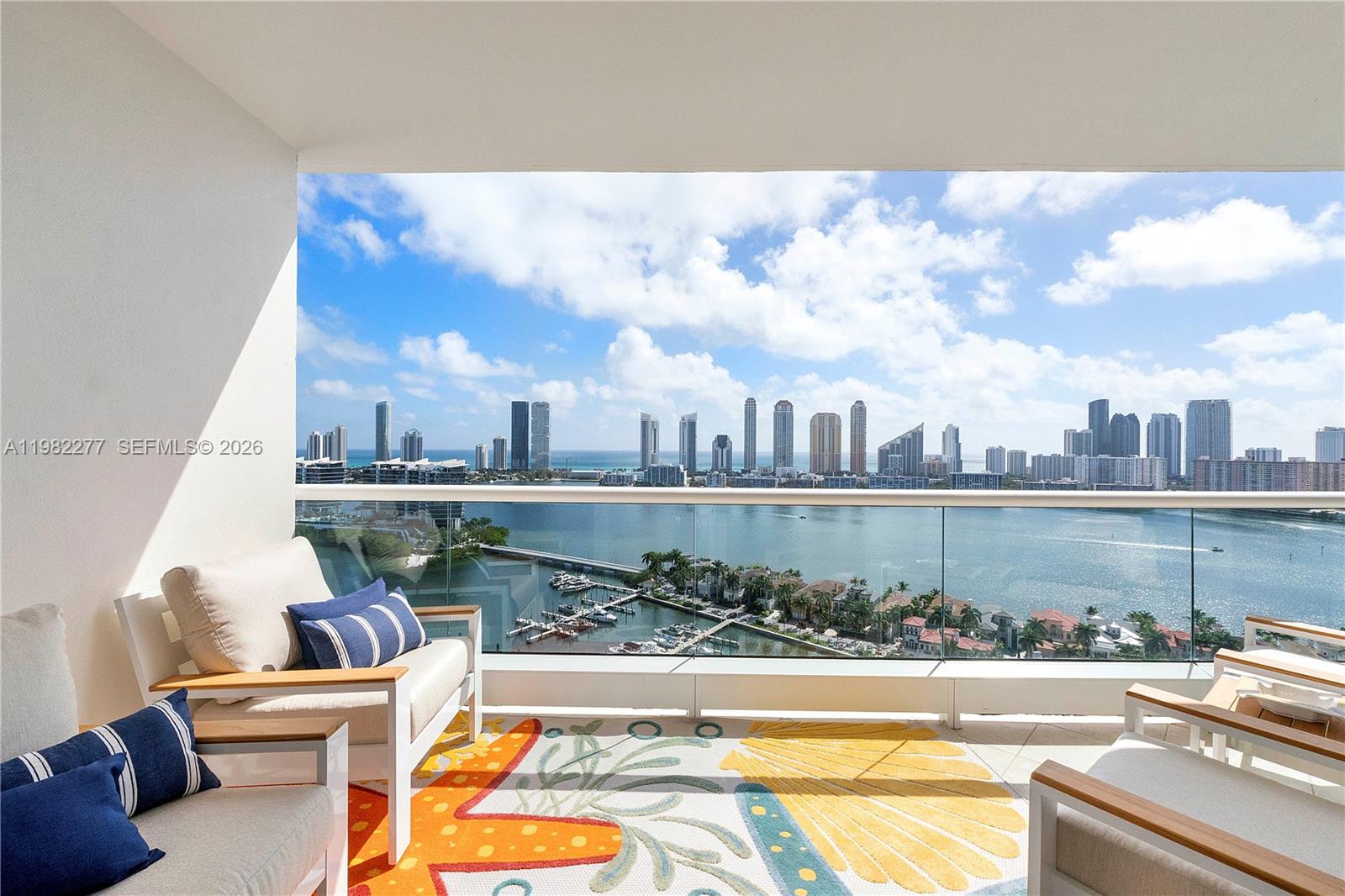 Williams Island - Residential