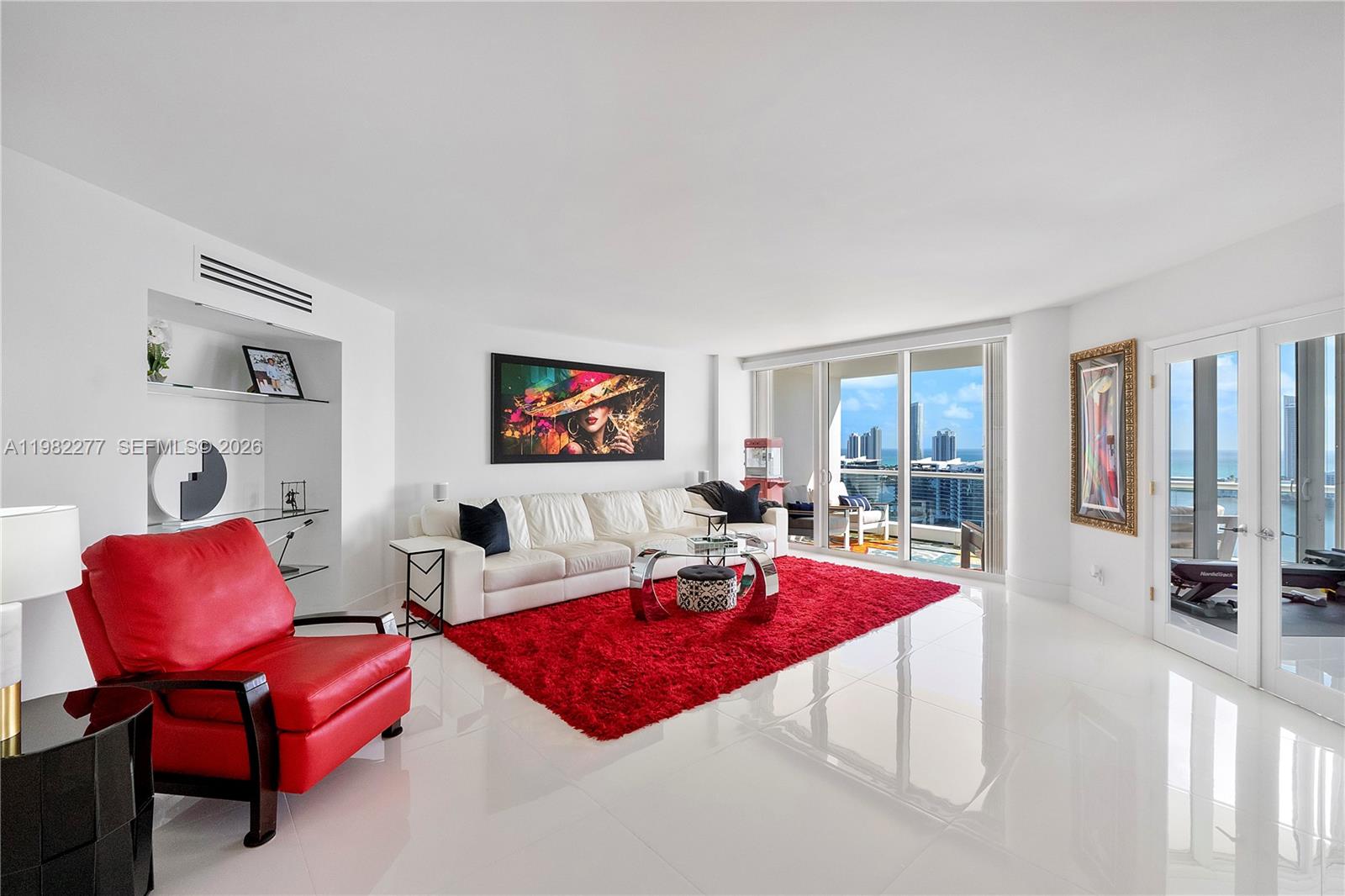 Williams Island - Residential