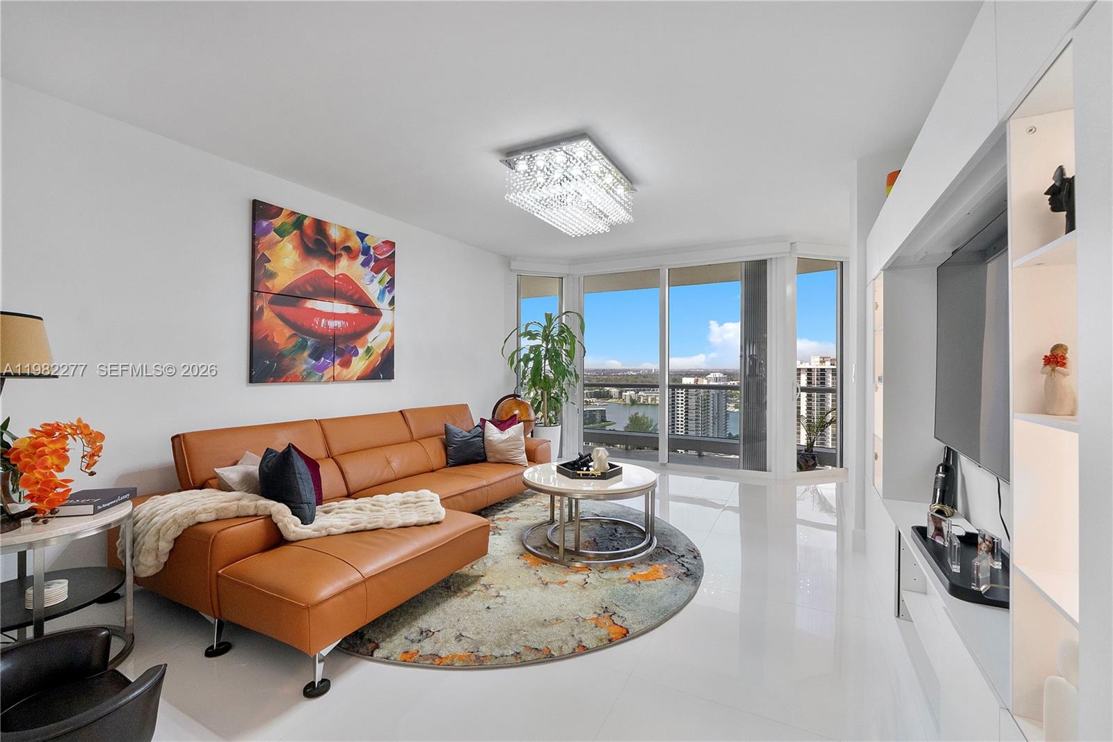 Williams Island - Residential