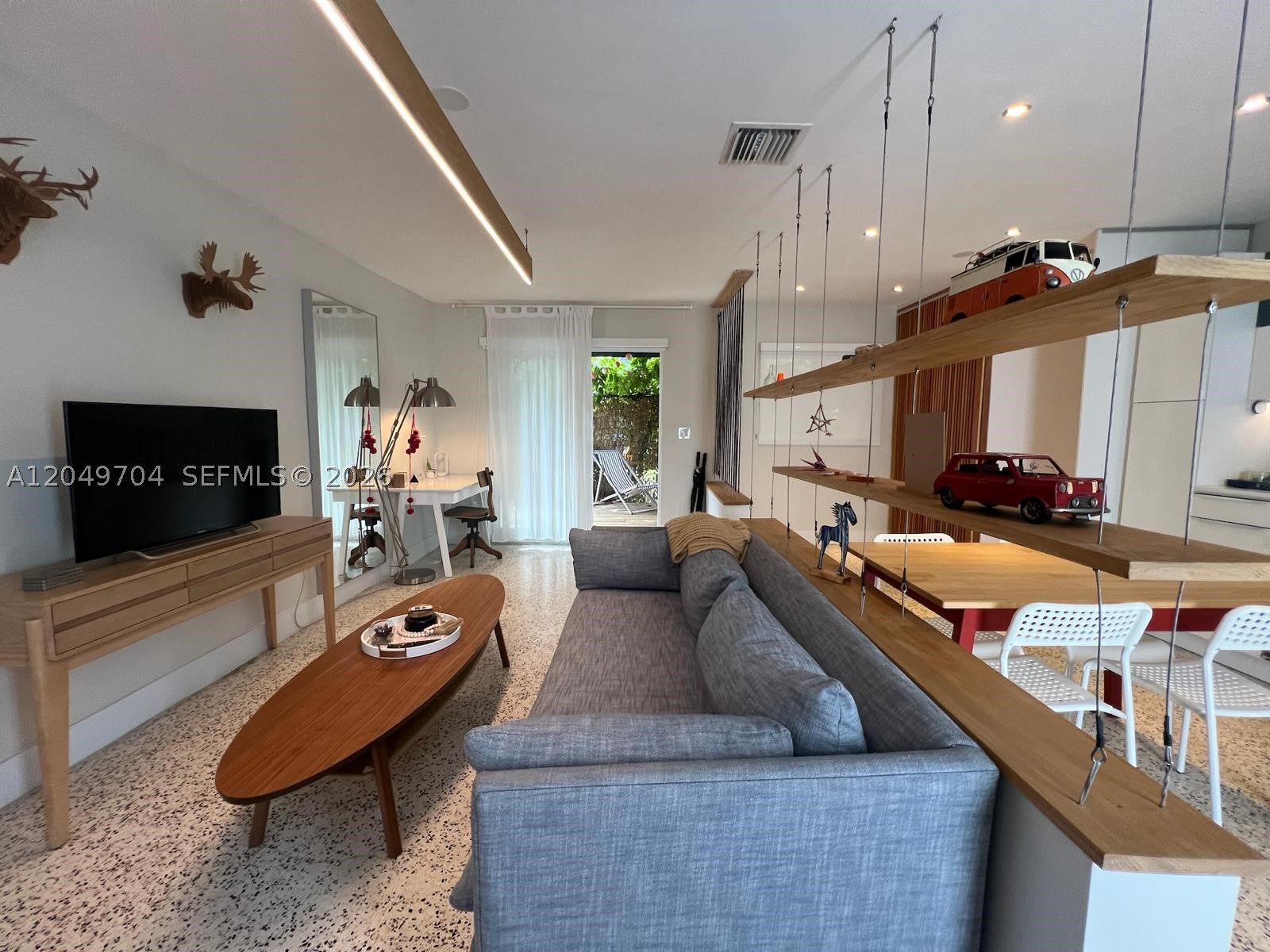BRICKELL HAMMOCK UNIT NO - Residential Lease