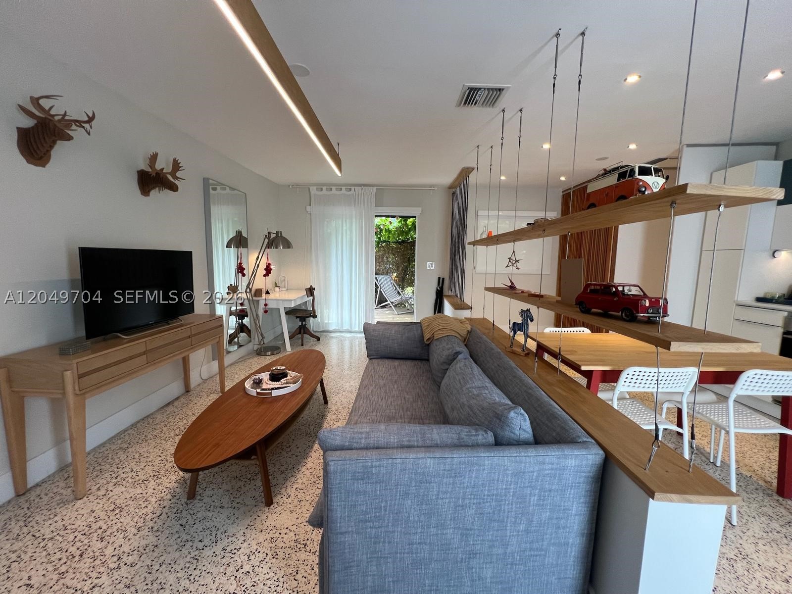 BRICKELL HAMMOCK UNIT NO - Residential Lease