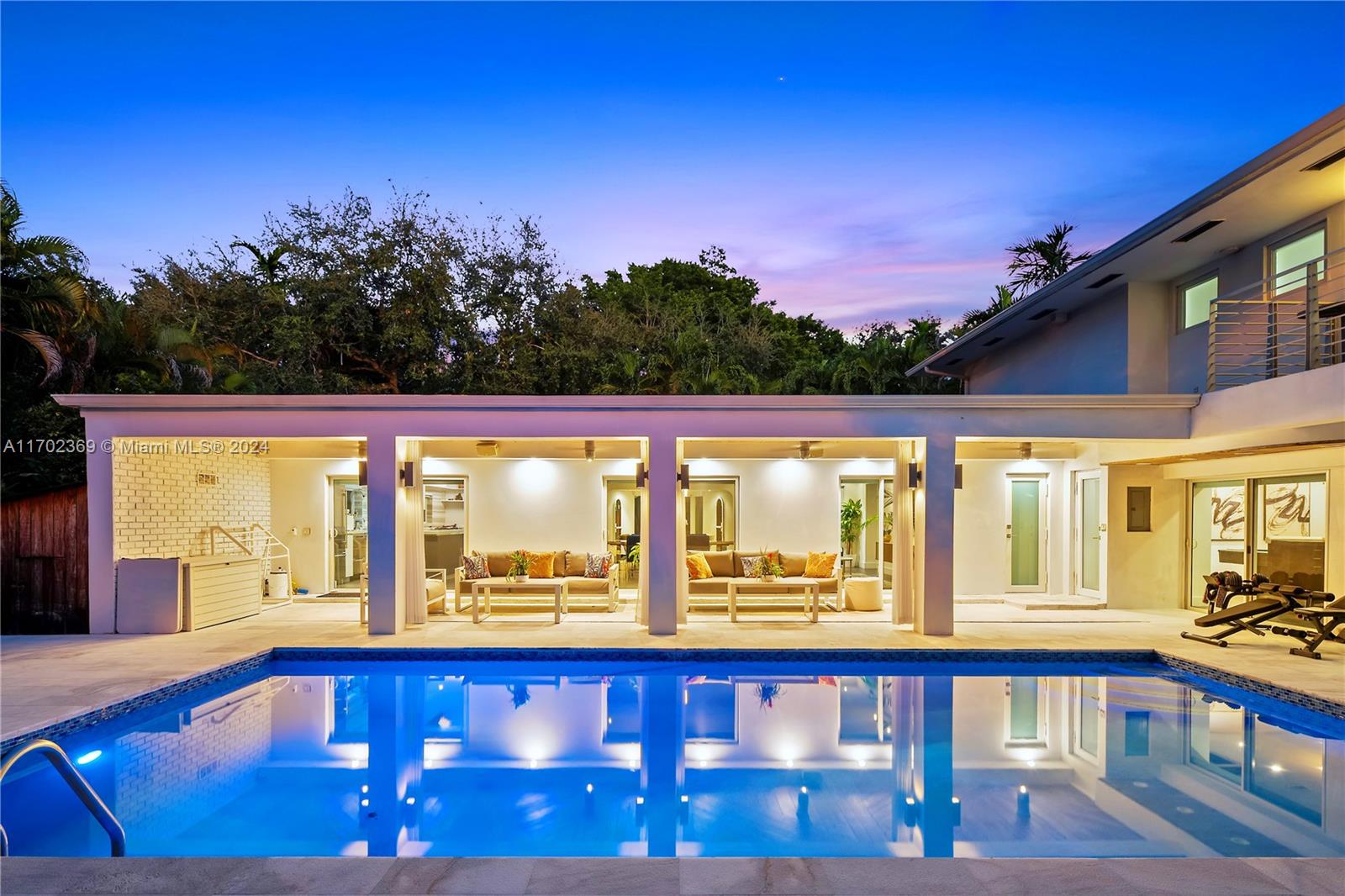 BAY POINT - Residential