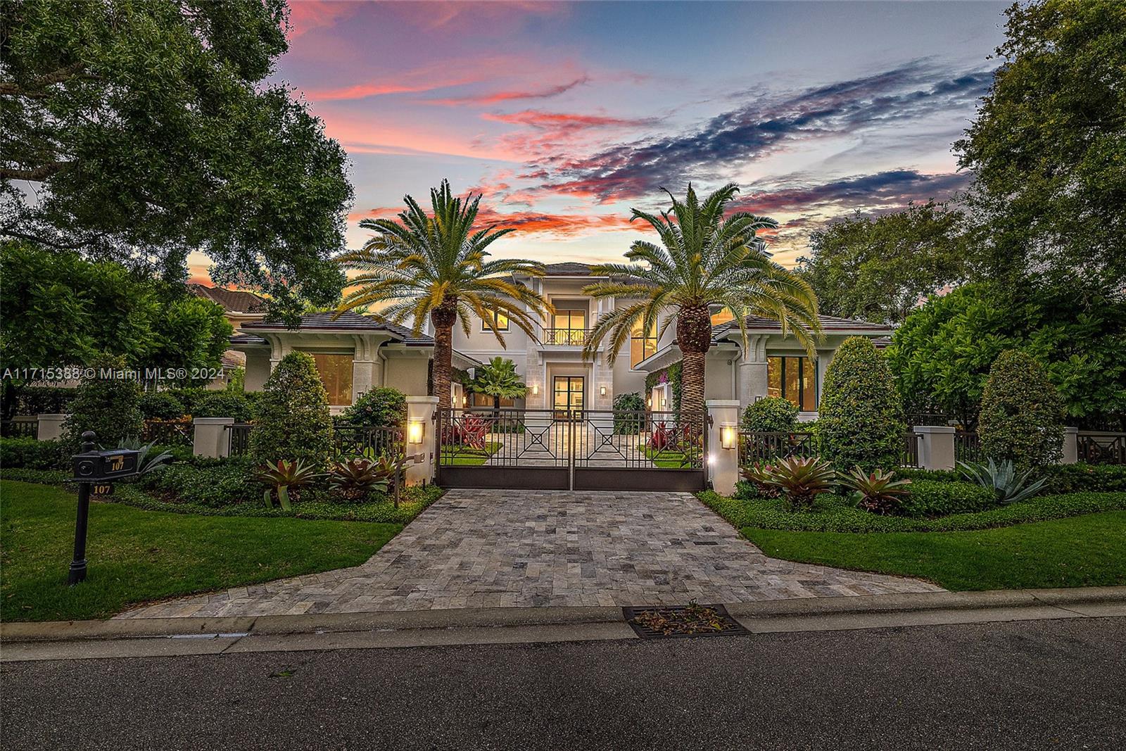 Admirals Cove - Residential