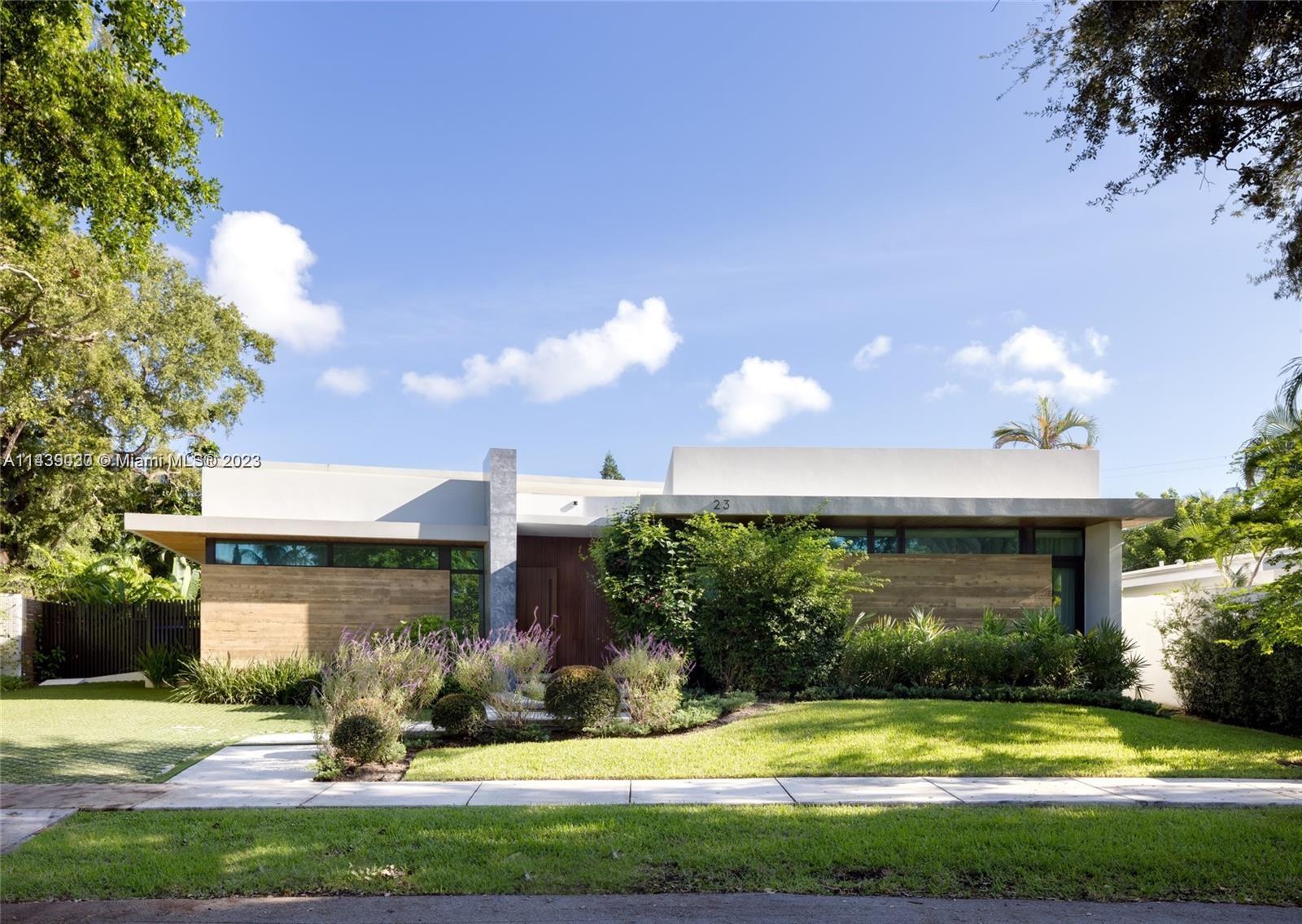 BAY HEIGHTS GROVES - Residential