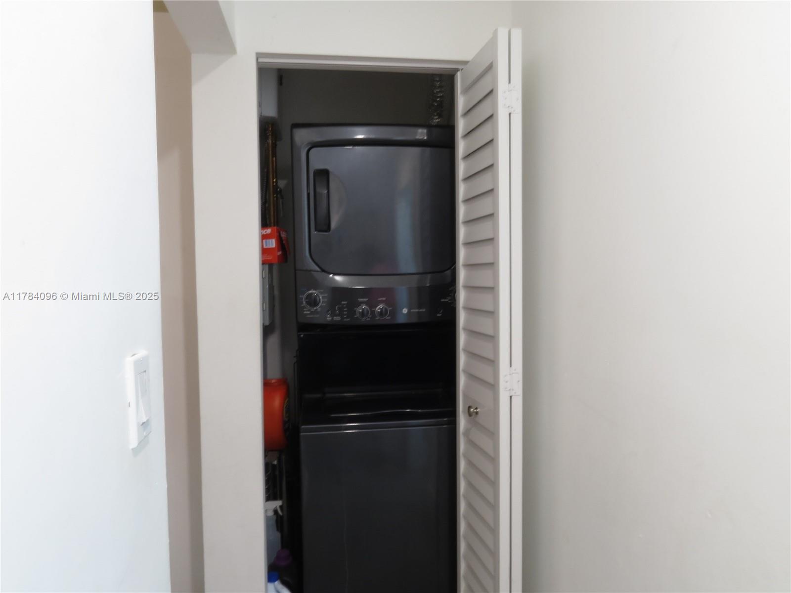 MIAMI LAKES LAKE MARTHA S - Residential Lease