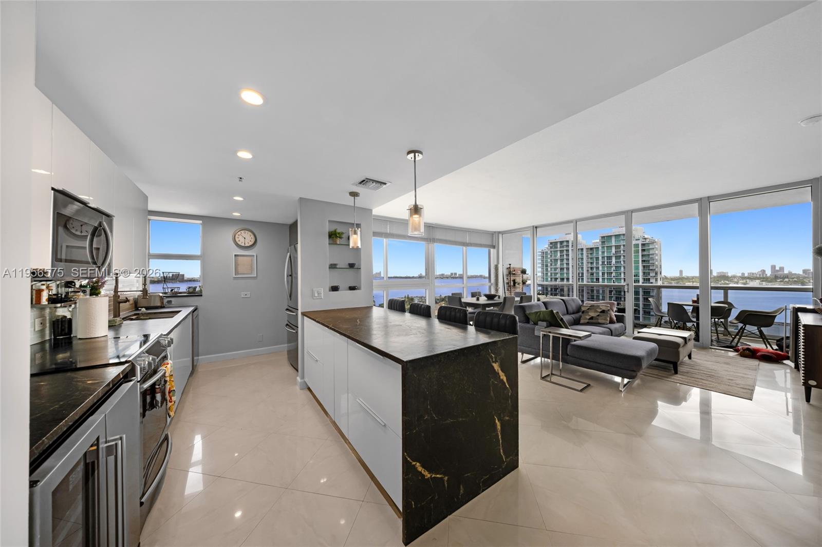 BLUE BAY TOWER CONDO - Residential