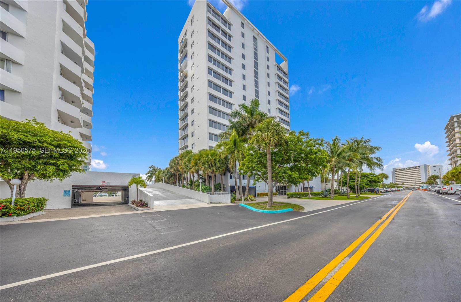 BLUE BAY TOWER CONDO - Residential