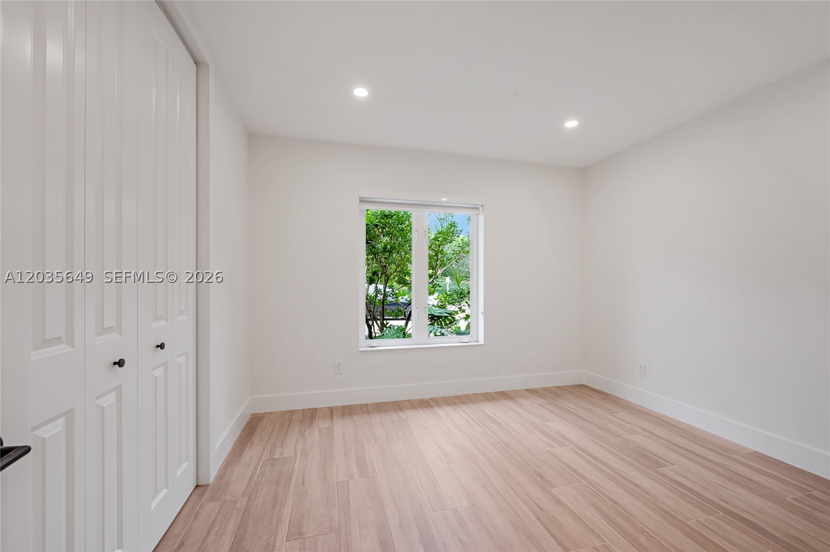 KINGS BAY SUB - Residential