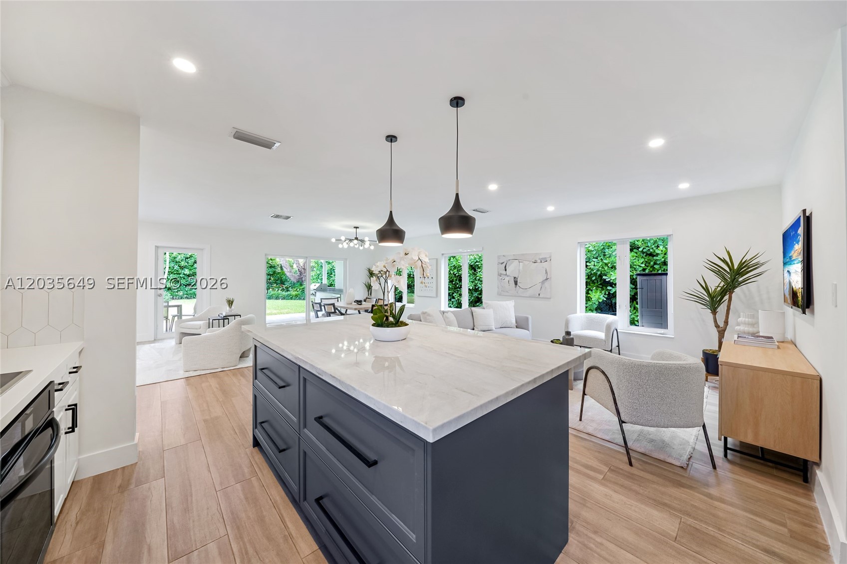 KINGS BAY SUB - Residential