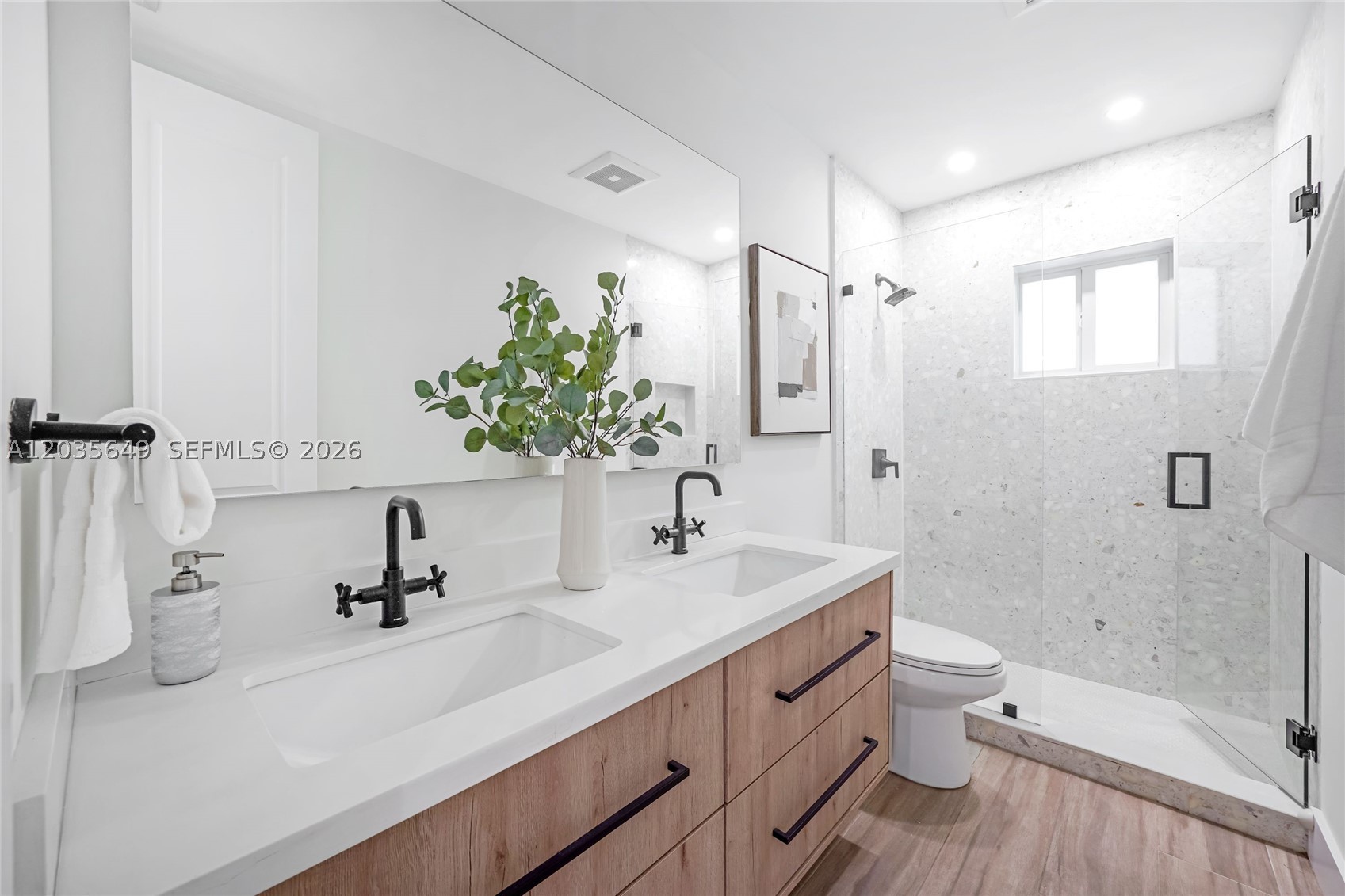 KINGS BAY SUB - Residential