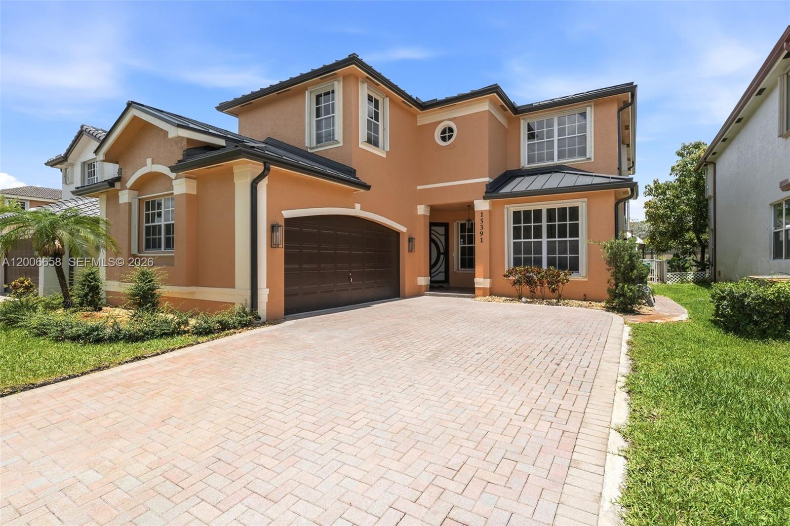 WELL-MAINTAINED MODERN & LUXURIOUS 5-BEDROOMS, 4-BATHROOMS TWO-STORY SINGLE-FAMILY HOME FOR SALE IN THE HIGHLY SOUGHT AFTER SILVER SHORES COMMUNITY.  FEATURING A LARGE MASTER BEDROOM, OFFICE, IN-LAW QUARTERS, OPEN GOURMET KITCHEN WITH NATURAL WOOD CABINETS, FLORIDA ROOM, A 2-CAR GARAGE, AND HEATED POOL.