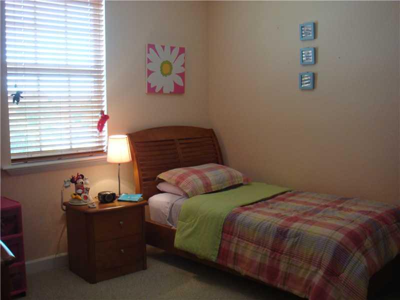 DORAL ISLES NORTH SECTION - Residential Lease