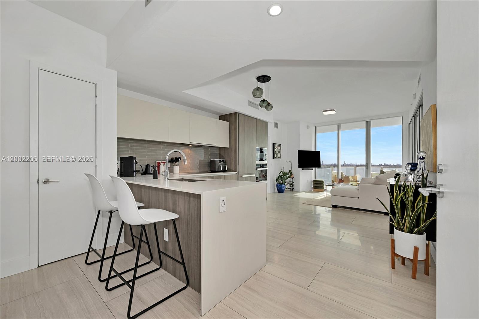 BISCAYNE BEACH CONDO - Residential