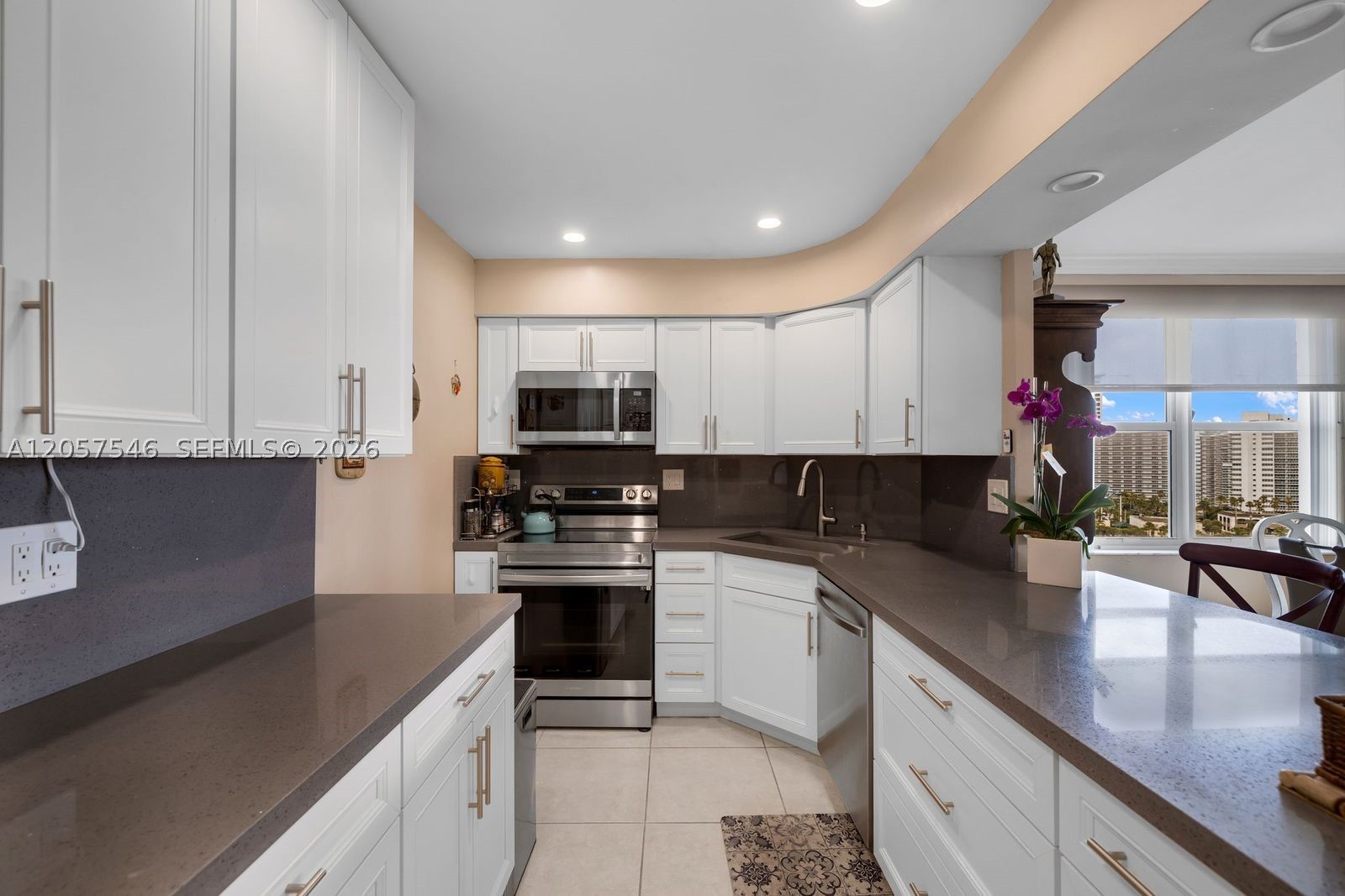 CORAL RIDGE TOWERS NORTH - Residential